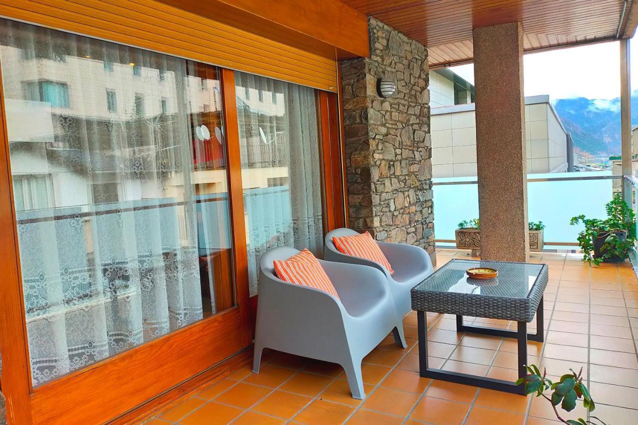 Amplio Atico Con Terraza En Andorra Centro Apartment Les Escaldes Екстериор снимка