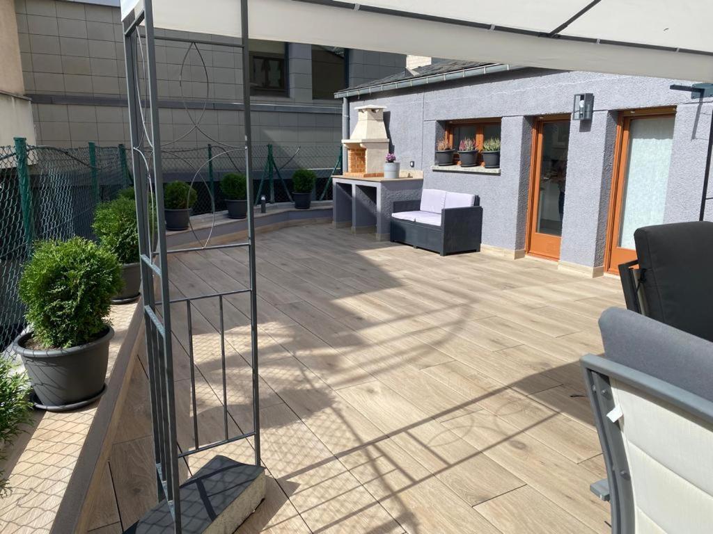 Amplio Atico Con Terraza En Andorra Centro Apartment Les Escaldes Екстериор снимка